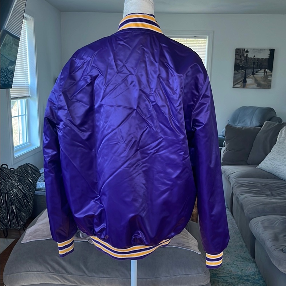 LA Lakers Purple Jacket - Picture 2 of 16